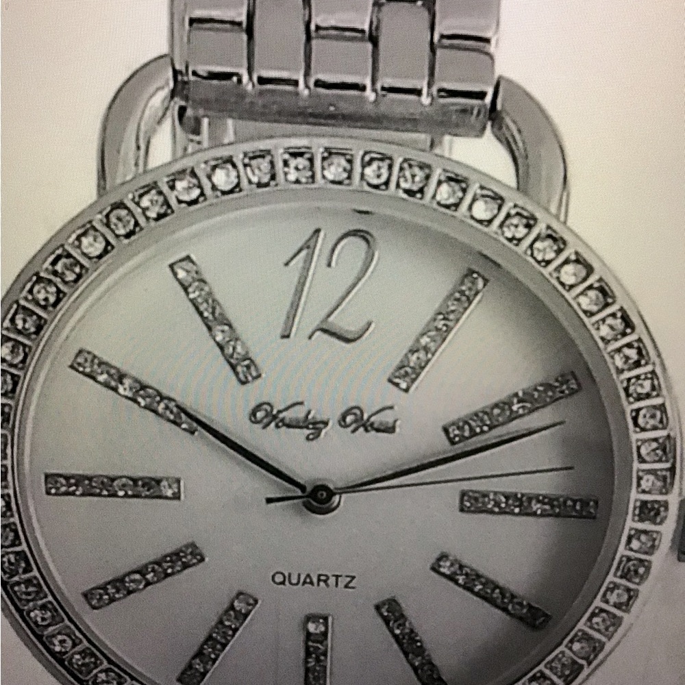 Woman’s Watch-VV SSteel Quartz